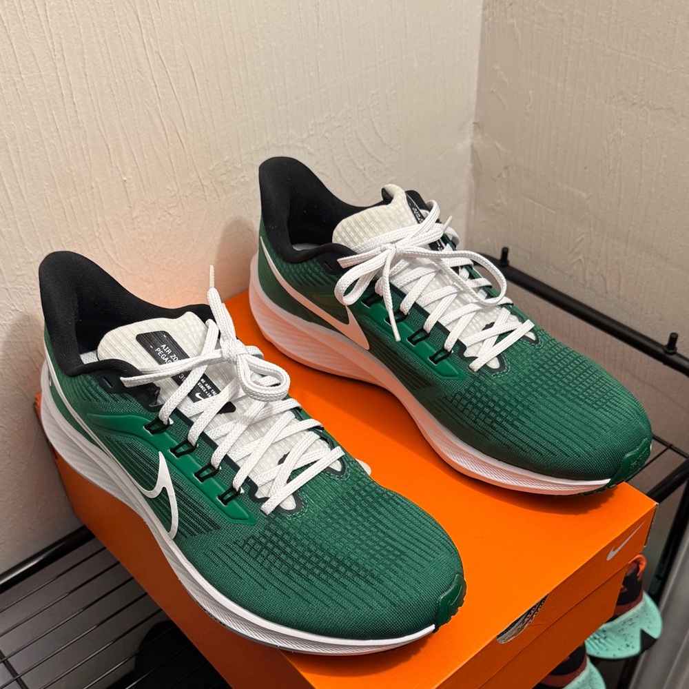BRAND NEW in box Nike Air Zoom Pegasus 39 Oregon Track Club Men’s shoes Size 11 - Picture 4 of 6